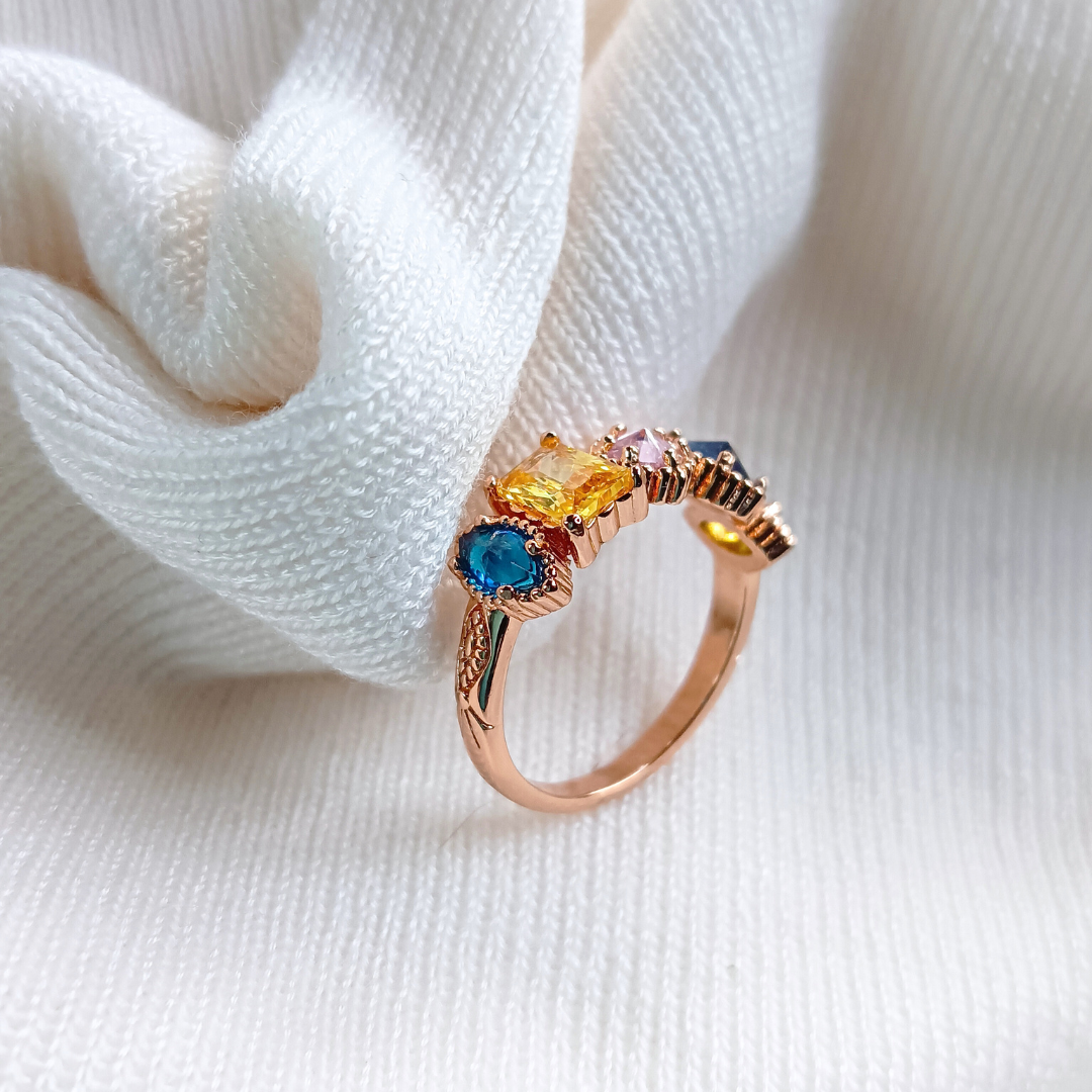 Vintage Family Birthstone Ring